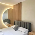 Syncron Apartments In The Center Of Tirana